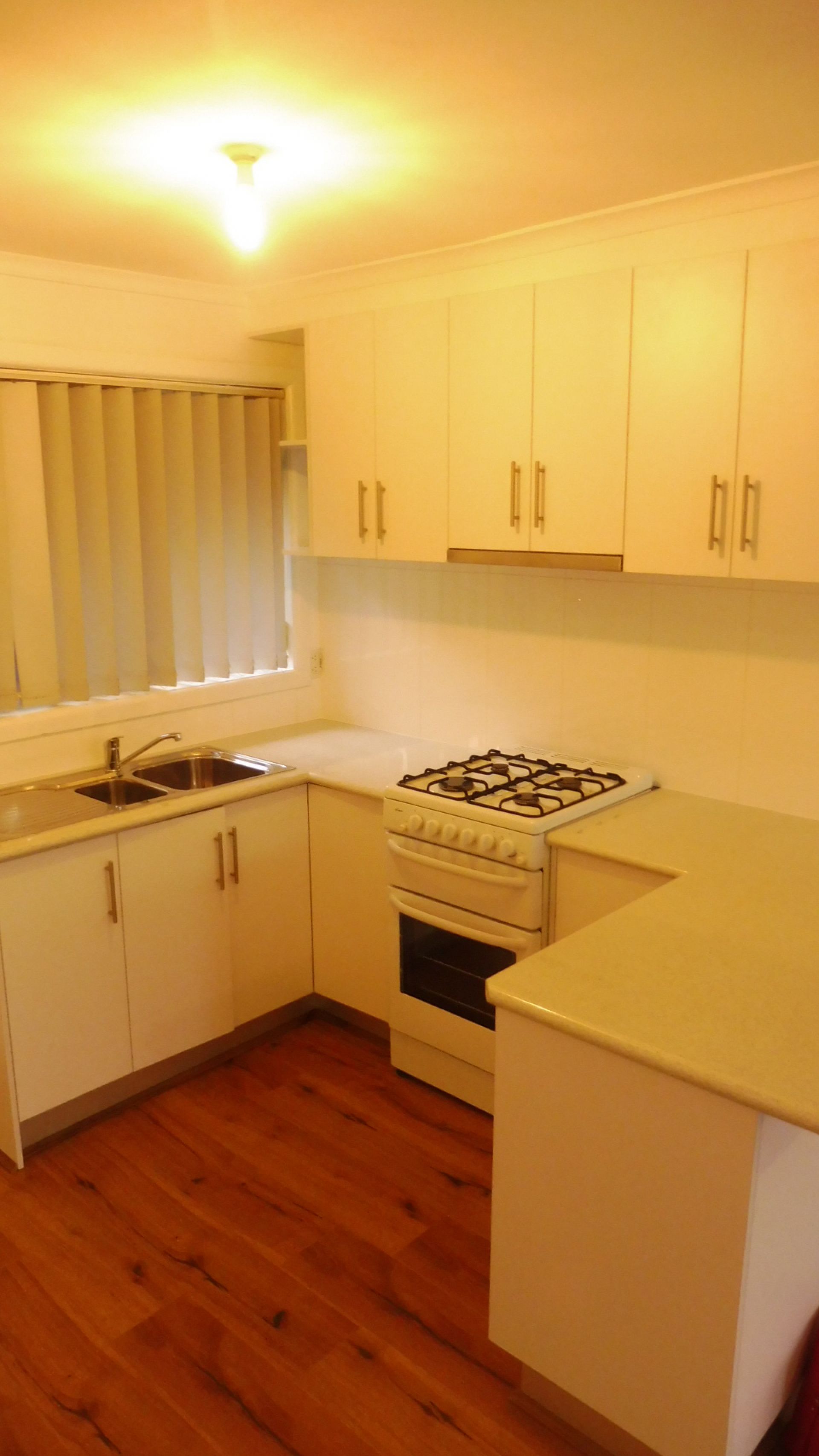CONVENIENTLY LOCATED, 2 BEDROOM UNIT