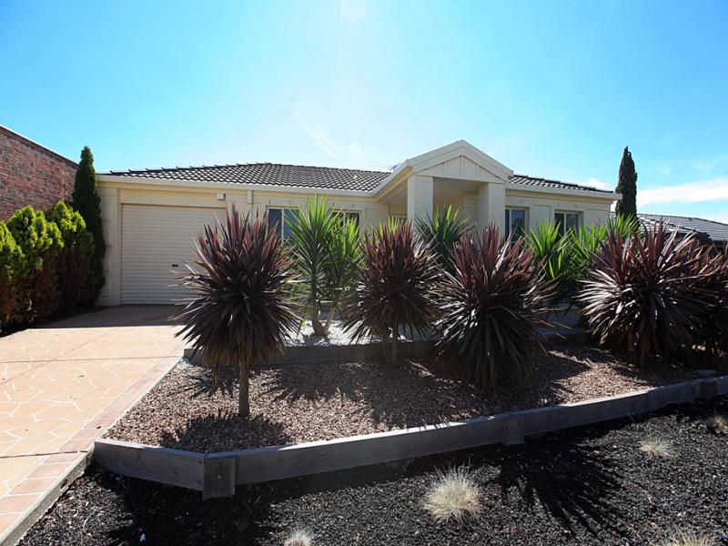 8 Seaside Close, Seabrook - Thumbnail 2