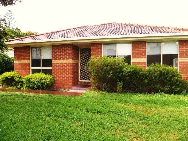1/11 Maclagan Crescent, Reservoir
