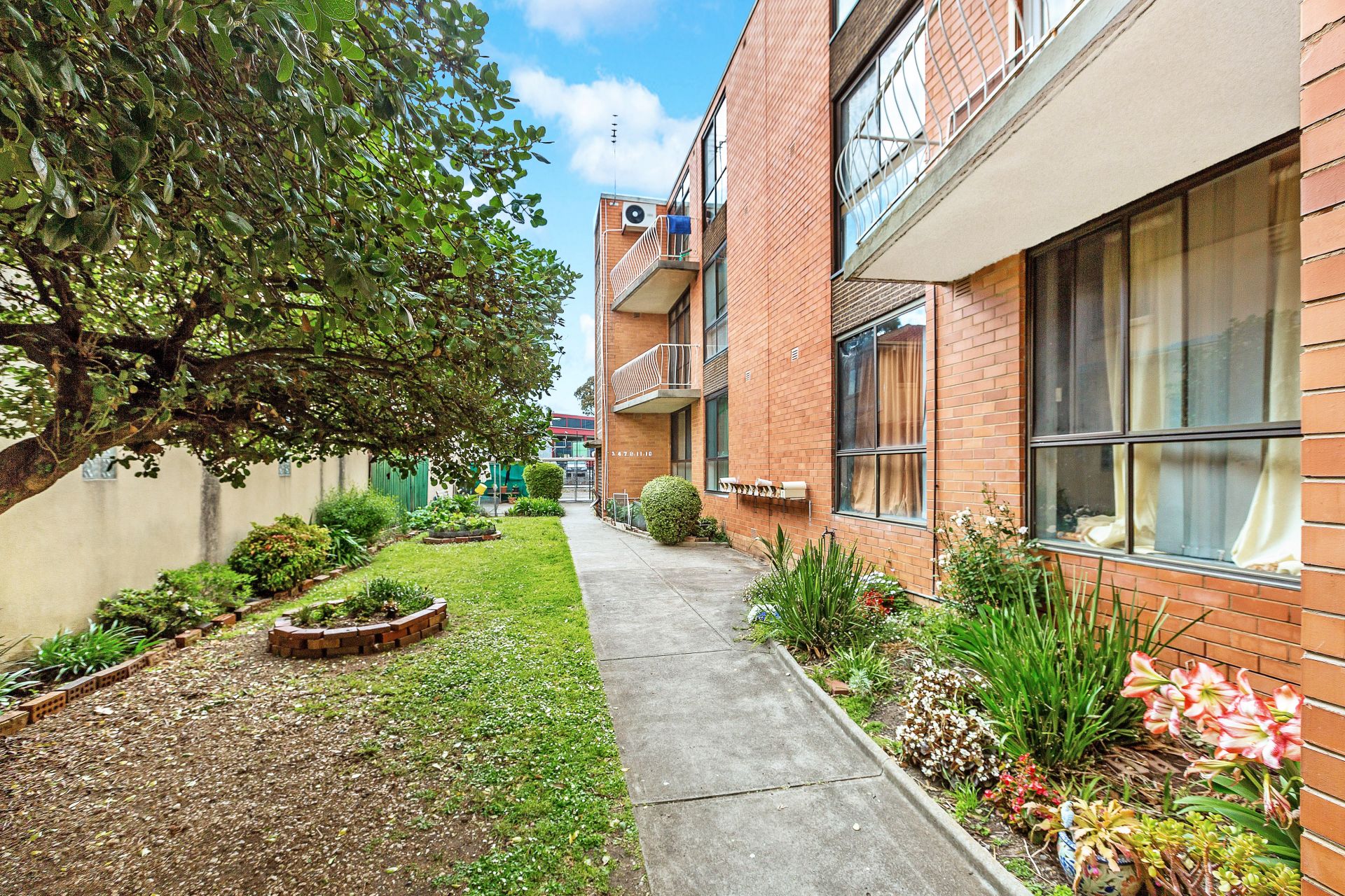 6/6 Eldridge Street, Footscray - Thumbnail 2