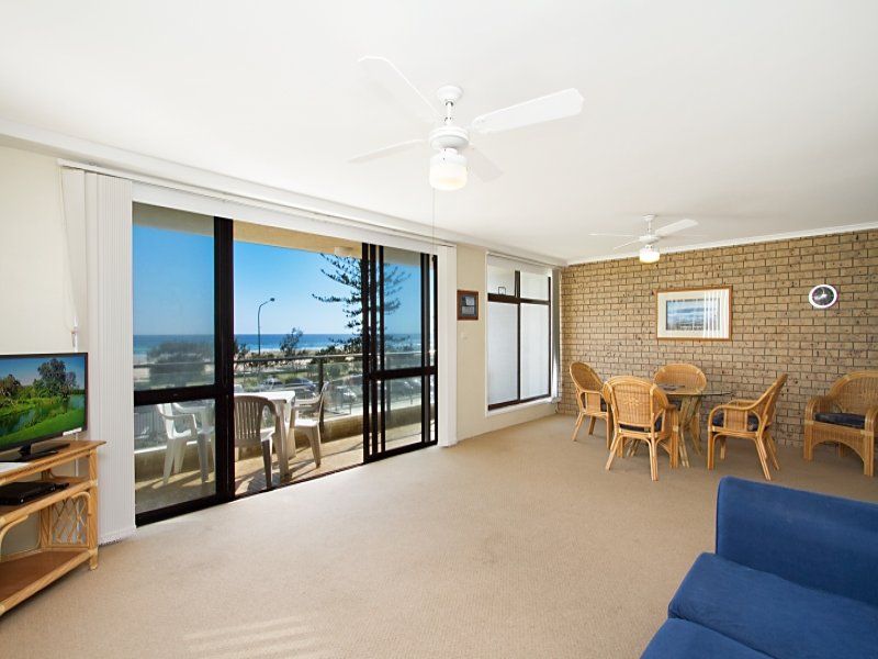 14/32-34 Musgrave Street 'Centre Court' COOLANGATTA QLD, Coolangatta - Thumbnail 5