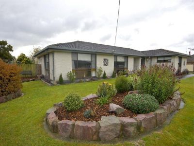 4
 
 
 
  
 
 
 2
 
 
 
  
 
 
 4
 
 
 
 
 
 
 
 47 Fenton Street, LATROBE TAS 7307, Latrobe - Thumbnail 2