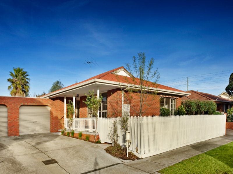 3/16 Fairbank Road, Bentleigh - Thumbnail 2