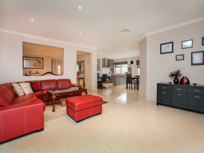 13 Roma Court, Taylors Hill - Thumbnail 6