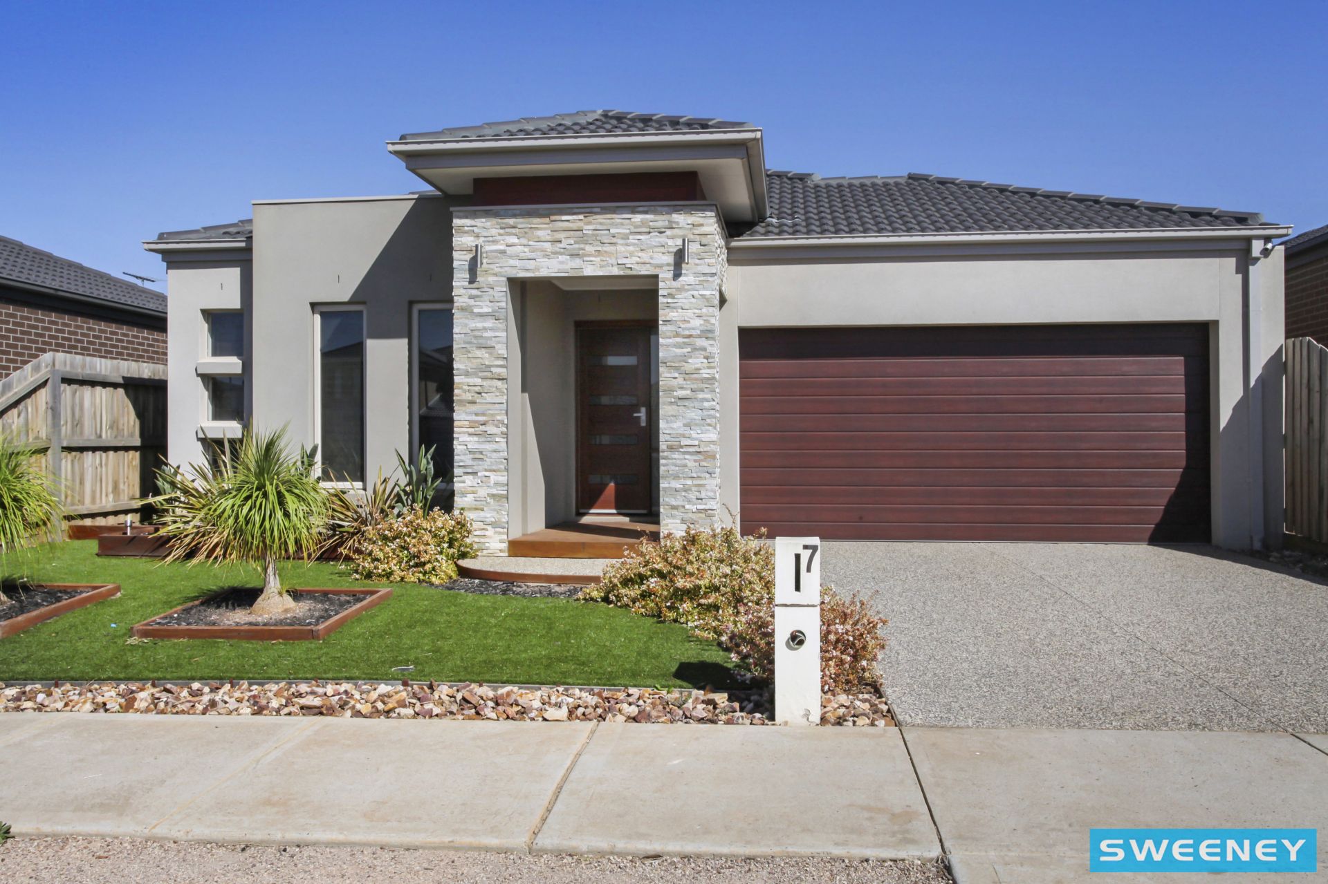 7 City Vista Court, Plumpton - Thumbnail 2