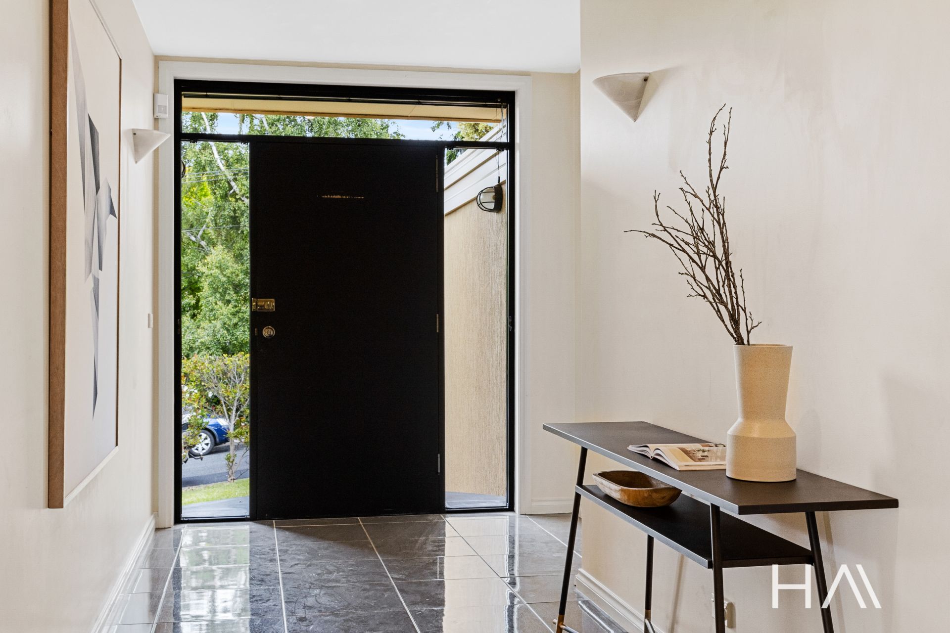 14 Fehre Court Sandy Bay, Sandy Bay - Thumbnail 4