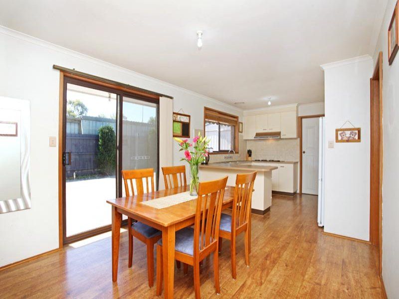 6 Stewart Crescent, Rockbank - Thumbnail 7