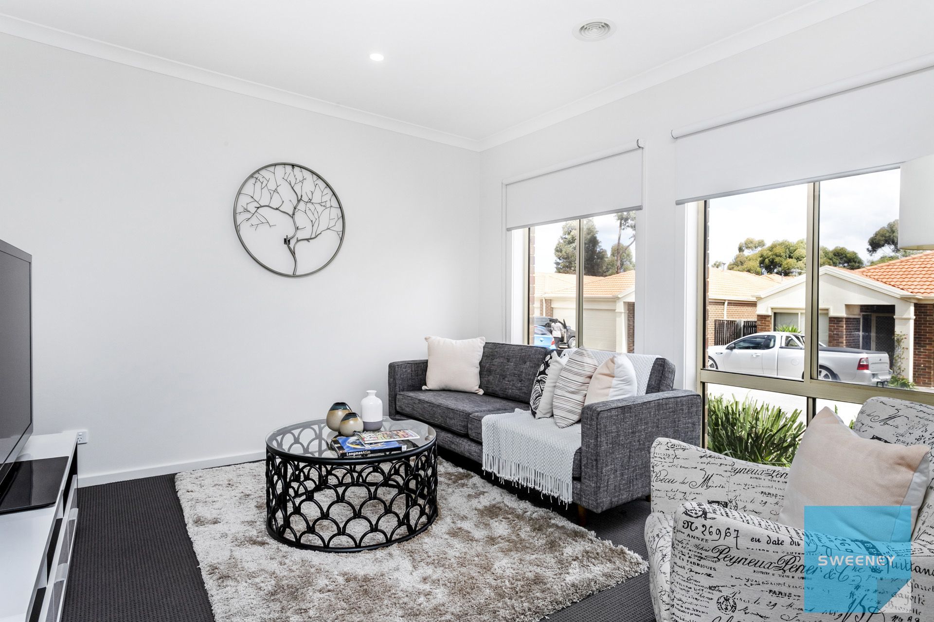 6 Sarkis Mews, Hillside - Thumbnail 4