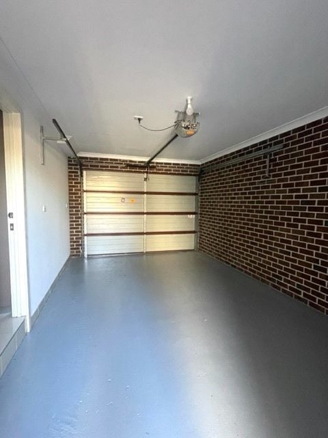 A Stunning townhouse in a Central Location!