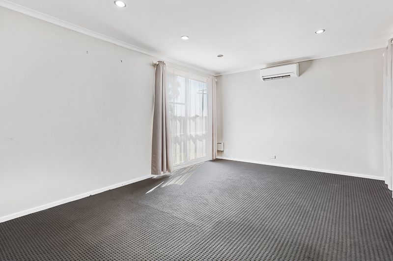51 Jonathan Drive, Bacchus Marsh - Thumbnail 3