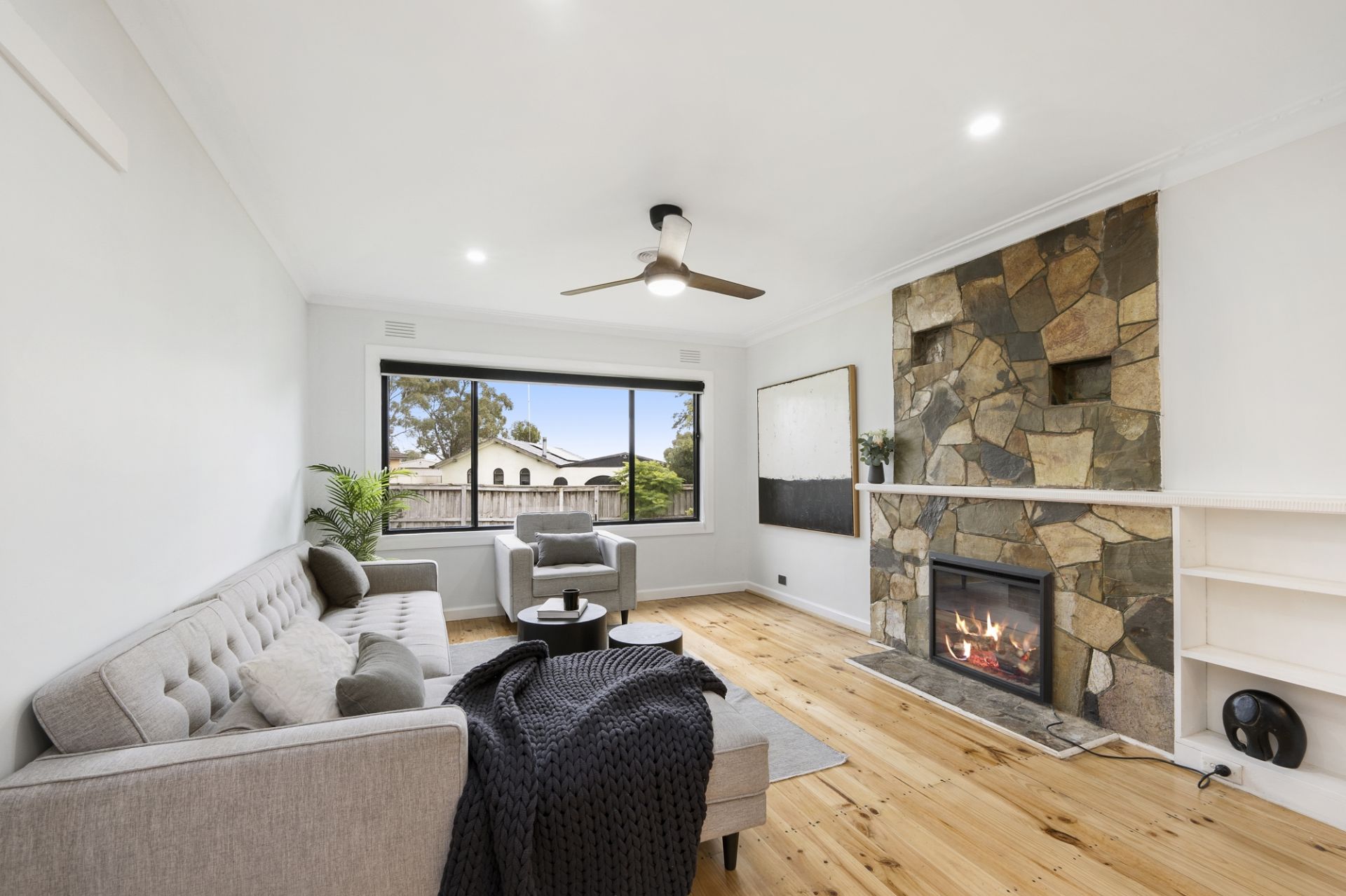 14 Lovenear Grove Ballarat East VIC, Ballarat East - Thumbnail 4