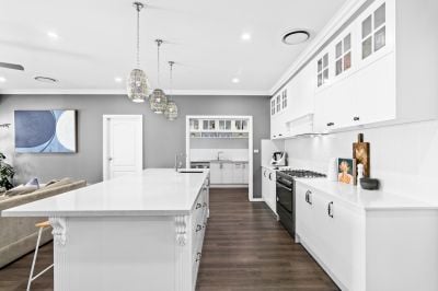 Weston 23 Woodlands Drive