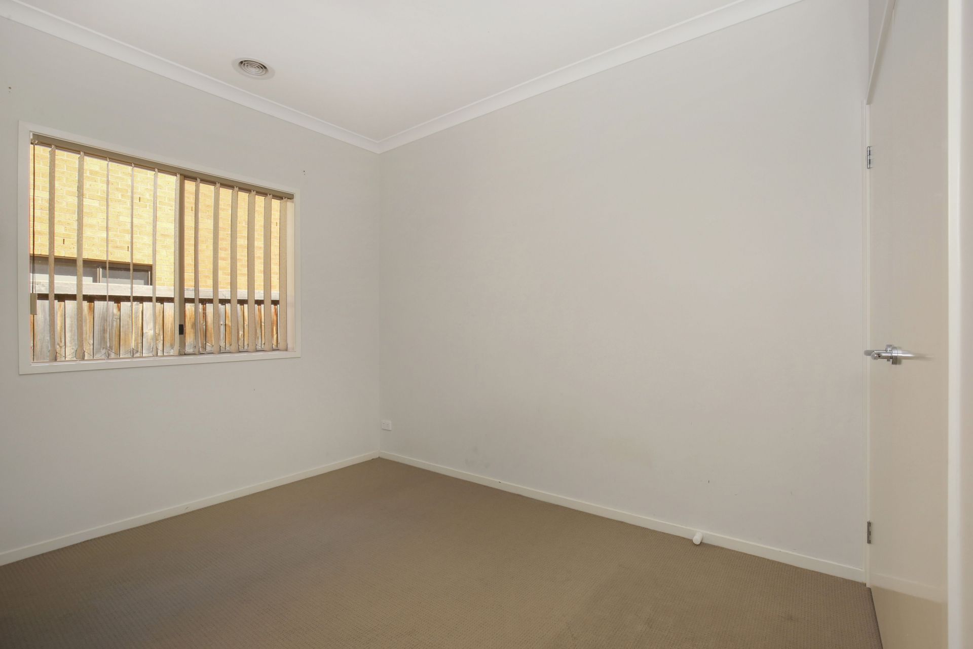 IDEAL FAMILY HOME