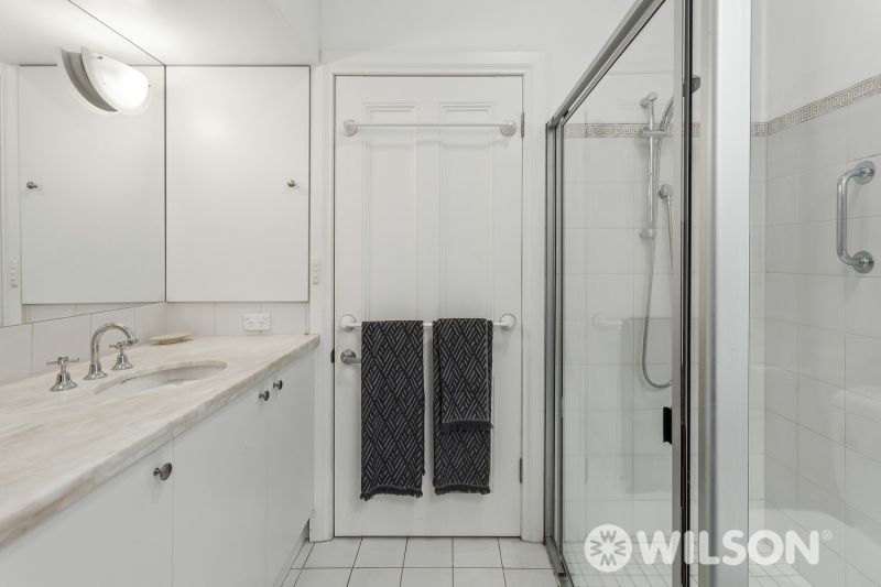 33 St Vincent Street, Albert Park