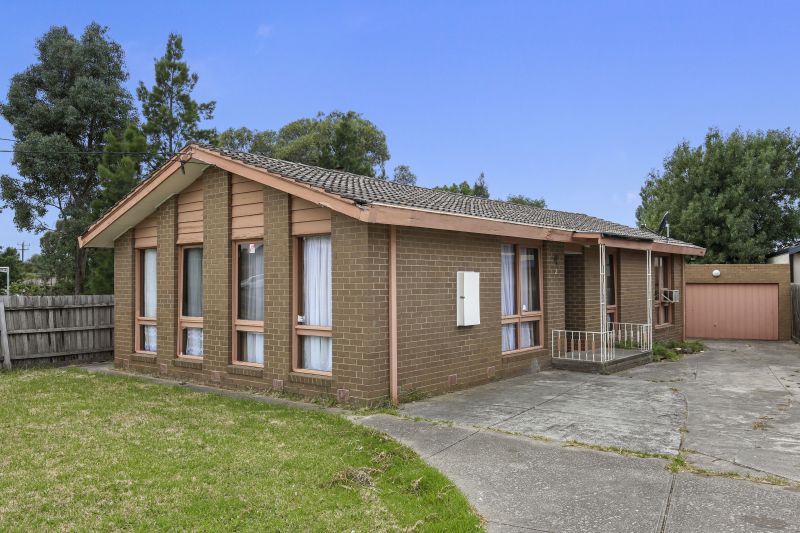 2 Moira Avenue, Reservoir