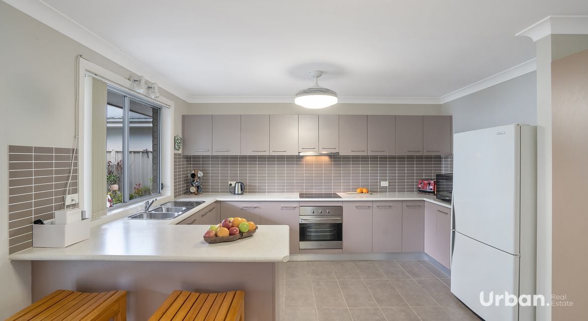 Fassifern 21b Awaba Street