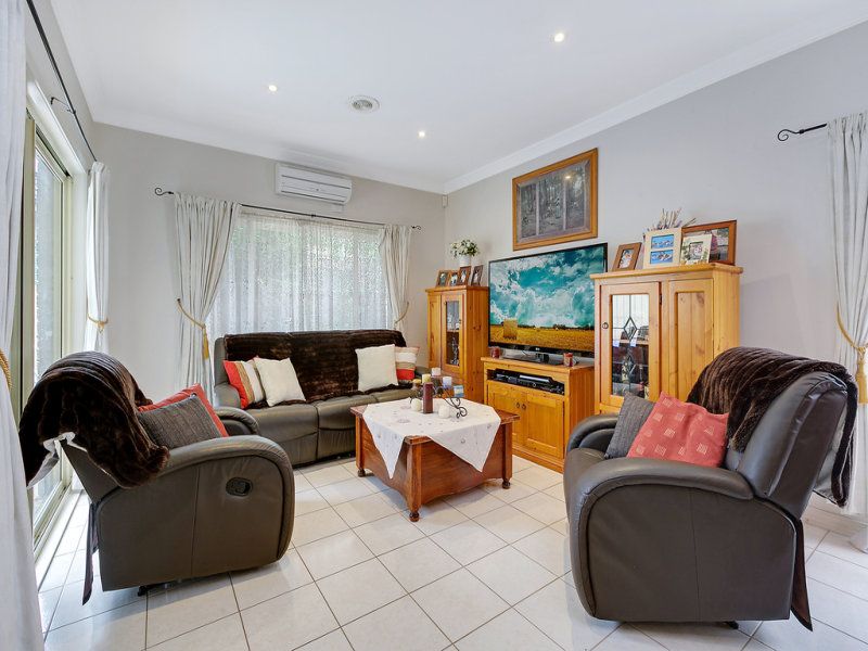 12 Birrali Way SOUTH MORANG, South Morang - Thumbnail 7