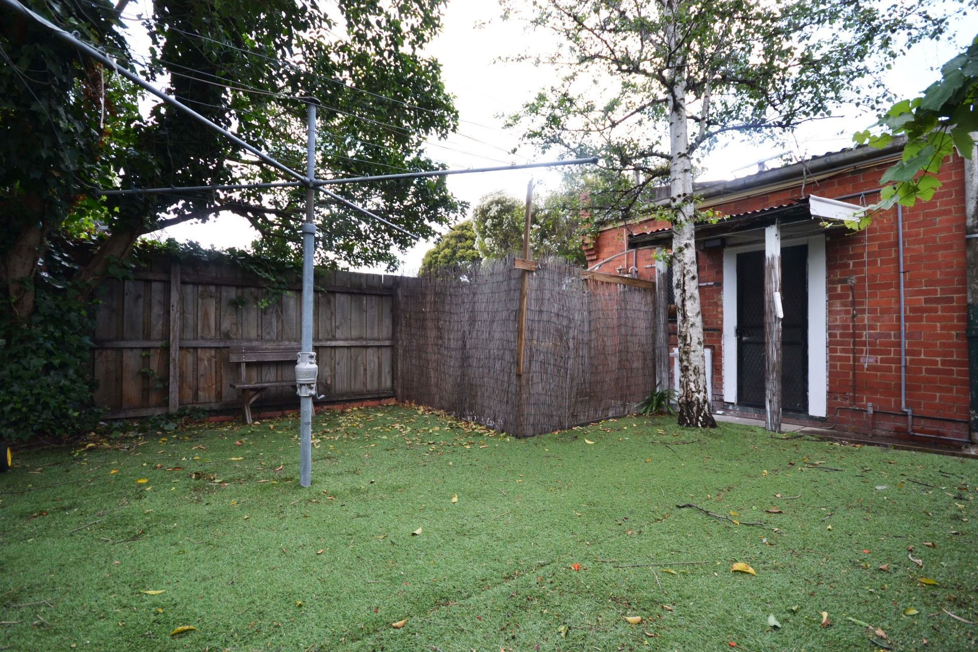 SPACIOUS WITH A SUPERB LOCATION