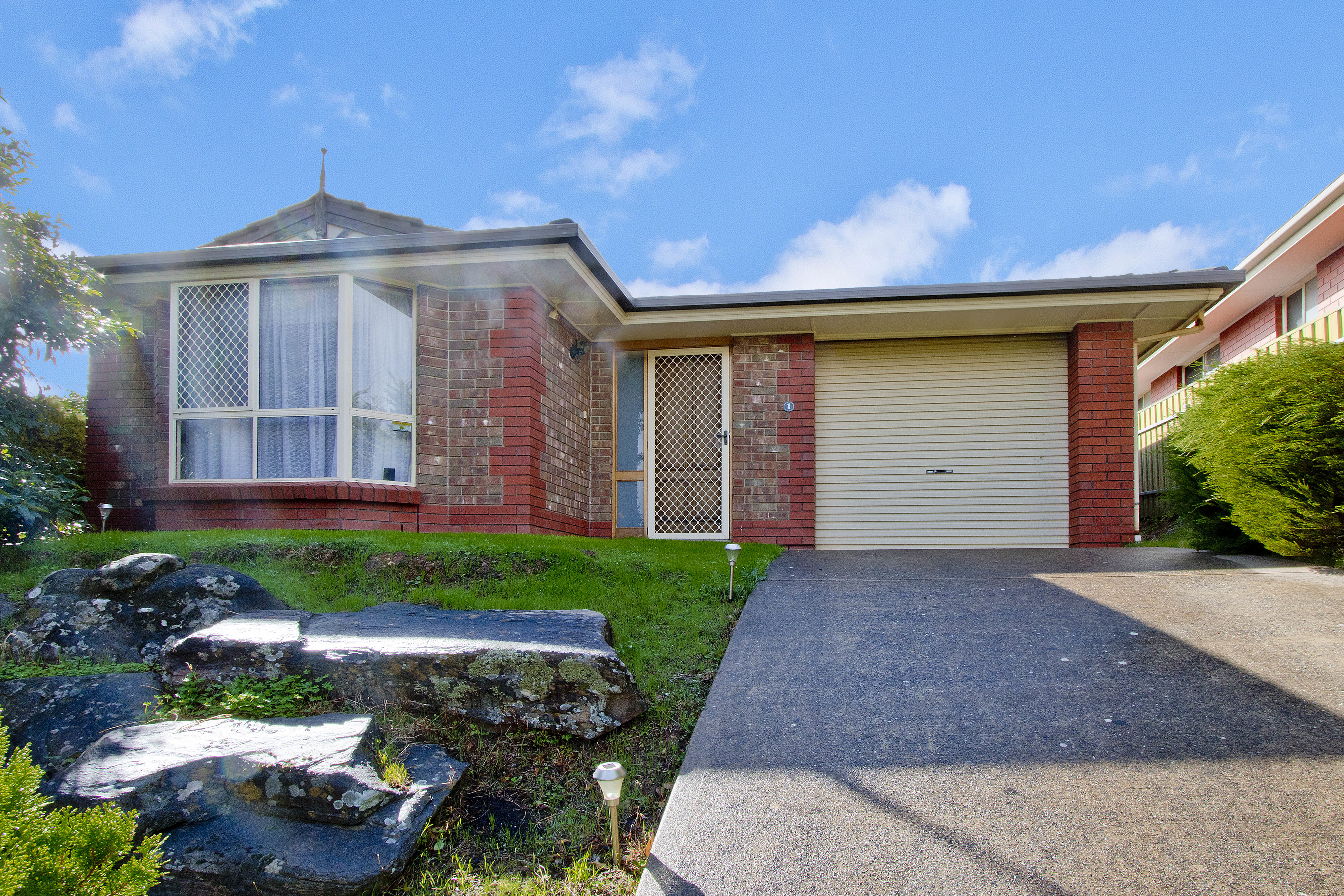 Real Estate For Sale 1 Ridge Place Aberfoyle Park , SA