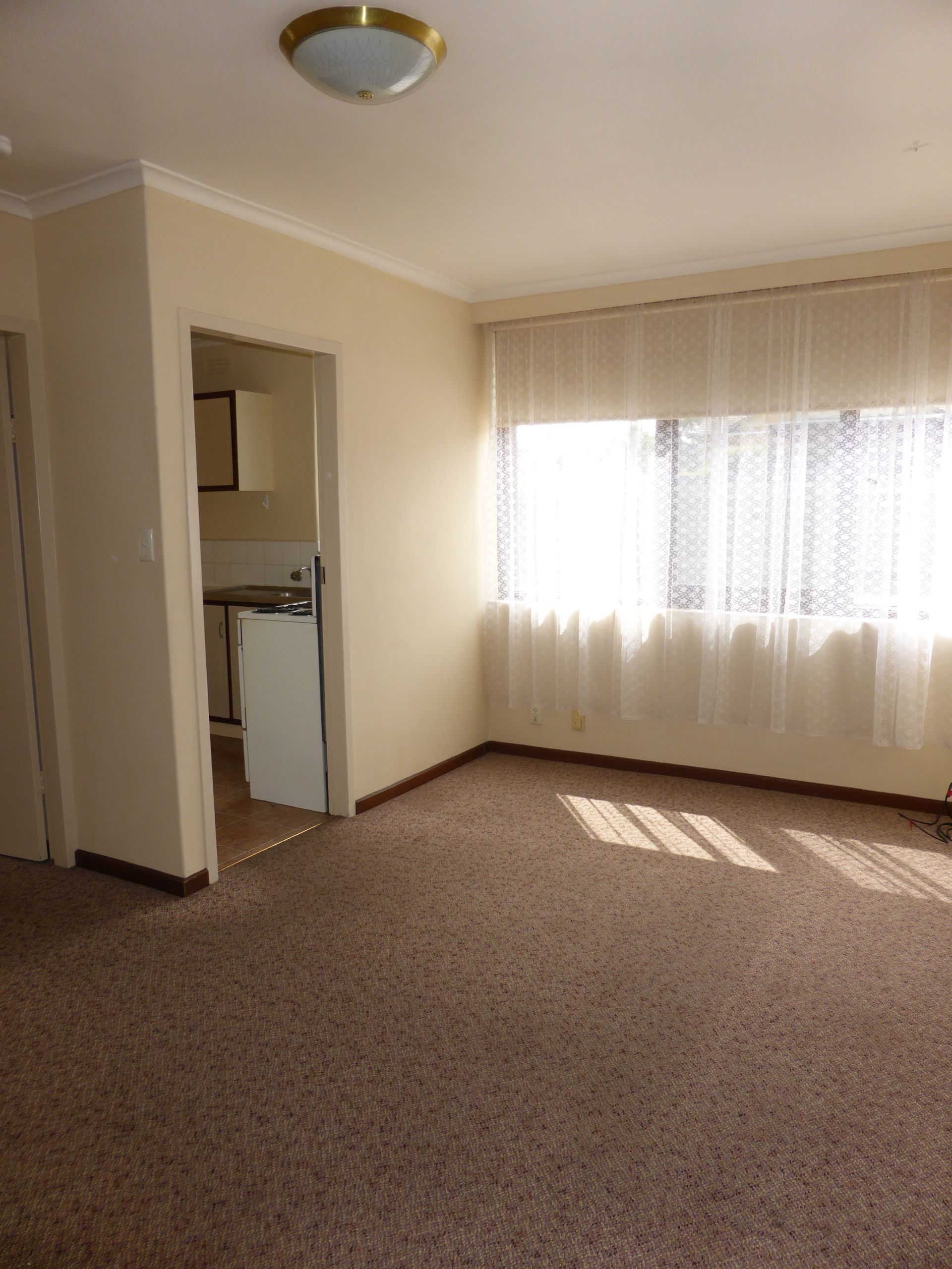 COMFORTABLE APARTMENT IN QUIET LOCATION