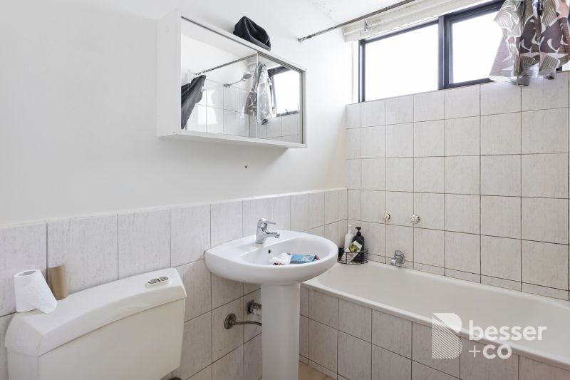 10/325 Orrong Road, St Kilda East - Thumbnail 6