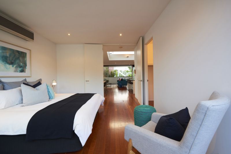 25 Hayes Lane, East Melbourne - Thumbnail 2