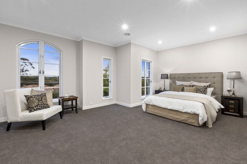 12 Brynor Crescent, Glen Waverley - Thumbnail 4
