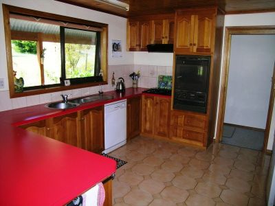 16 Winifred Avenue, ACACIA HILLS, Acacia Hills - Thumbnail 4