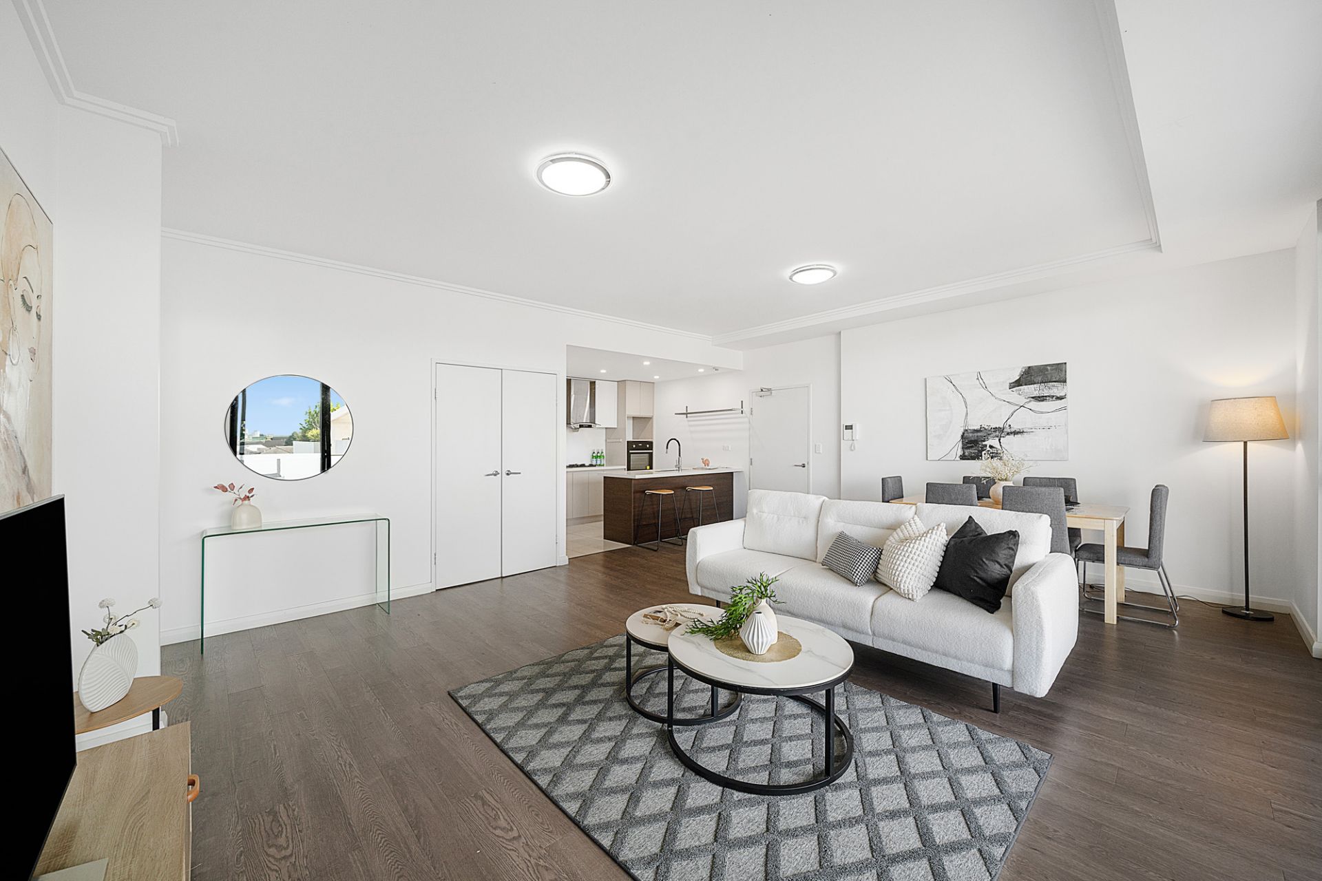 607/4-8 Smallwood Avenue, Homebush, Homebush - Thumbnail 3
