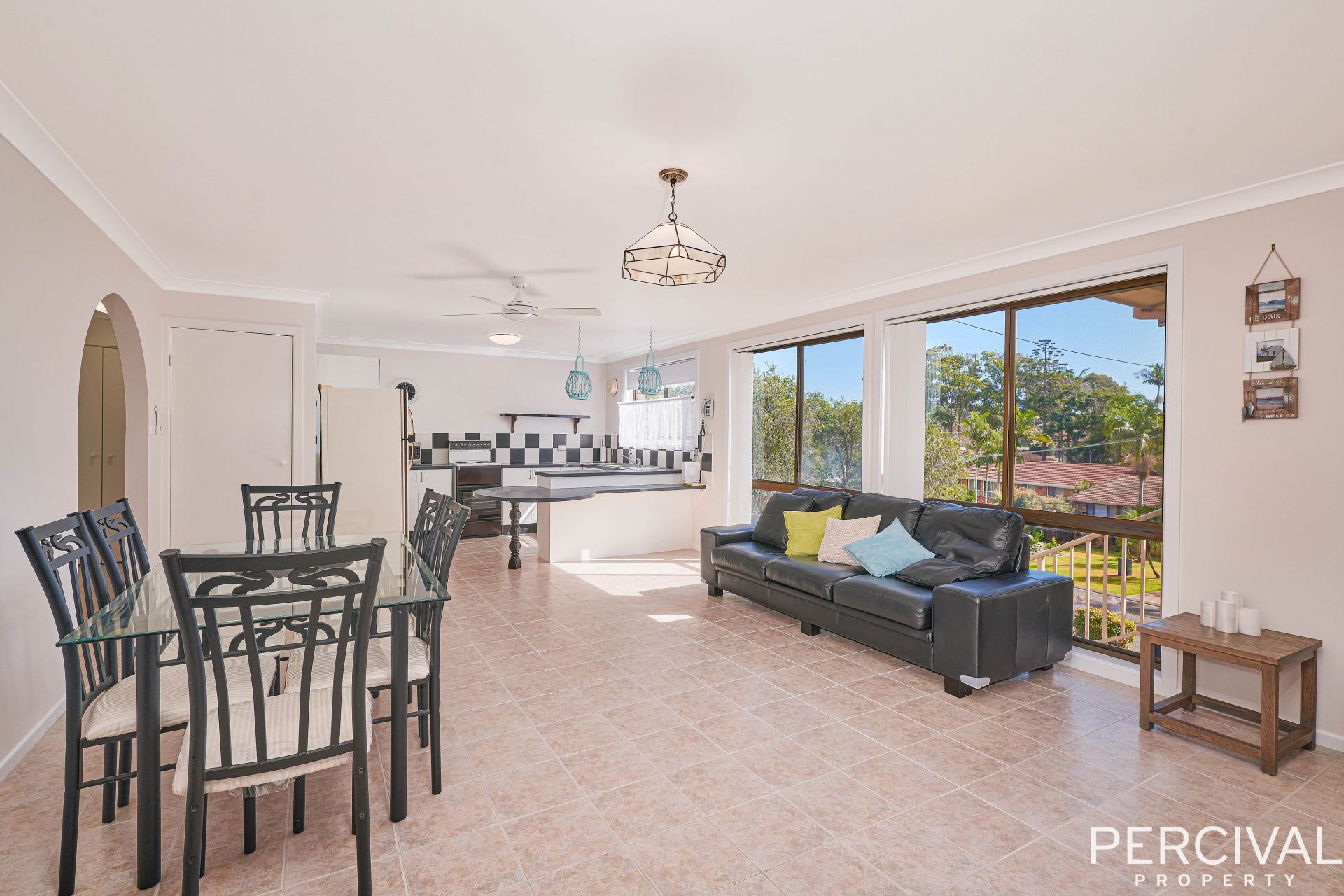 6 Jinalee Crescent Port Macquarie NSW, Port Macquarie - Thumbnail 5