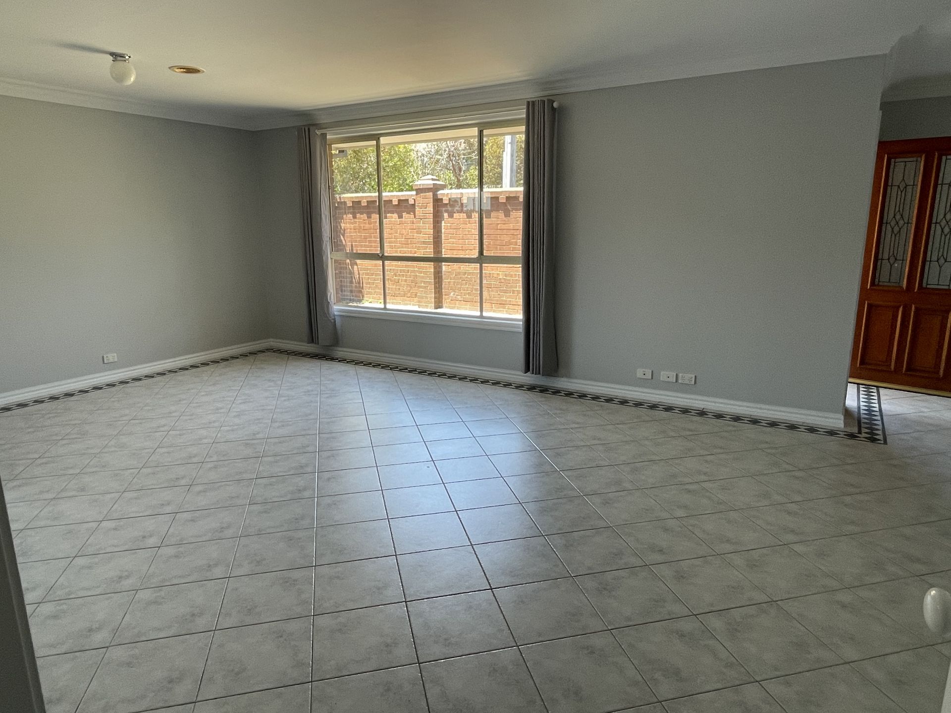 Spacious Villa Unit!