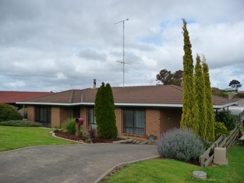8 Leray Avenue MOUNT GAMBIER SA, Mount Gambier - Thumbnail 2