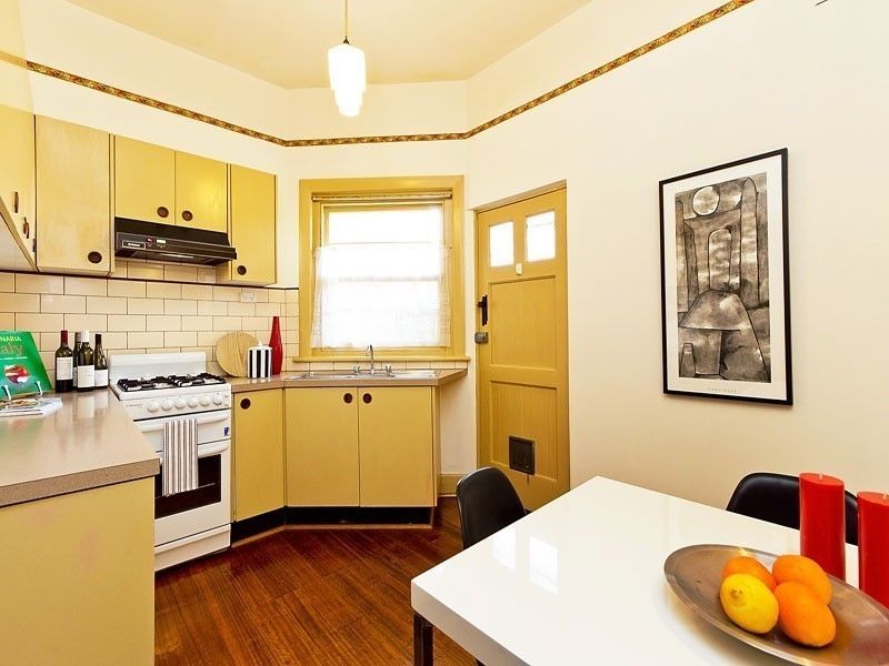 1/1A Dickens Street, Elwood