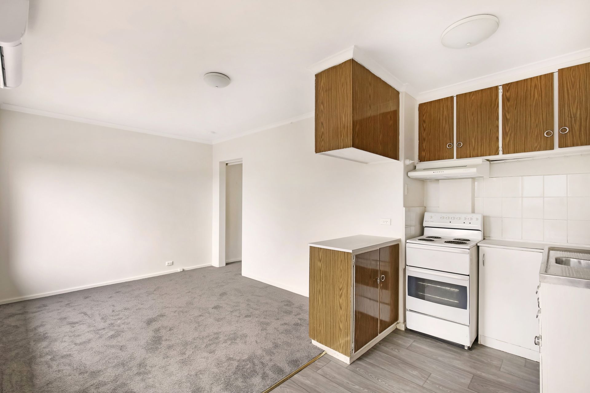 Cute Thornbury One Bed Unit!
