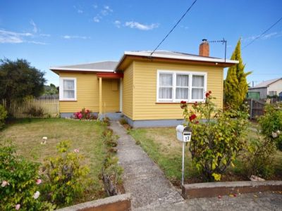 3
 
 
 
  
 
 
 1
 
 
 
 
 
 
 
 
 23 Madden Crescent, DEVONPORT TAS 7310, Devonport - Thumbnail 2