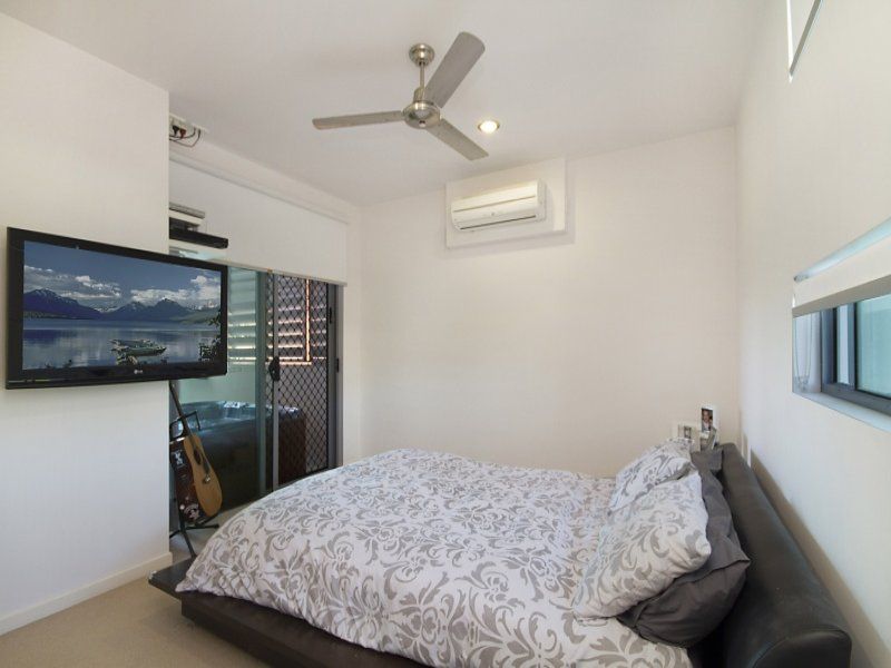 7/9 South Street 'South Beach Apartments' KIRRA QLD, 'South Beach Apartments' Kirra - Thumbnail 5