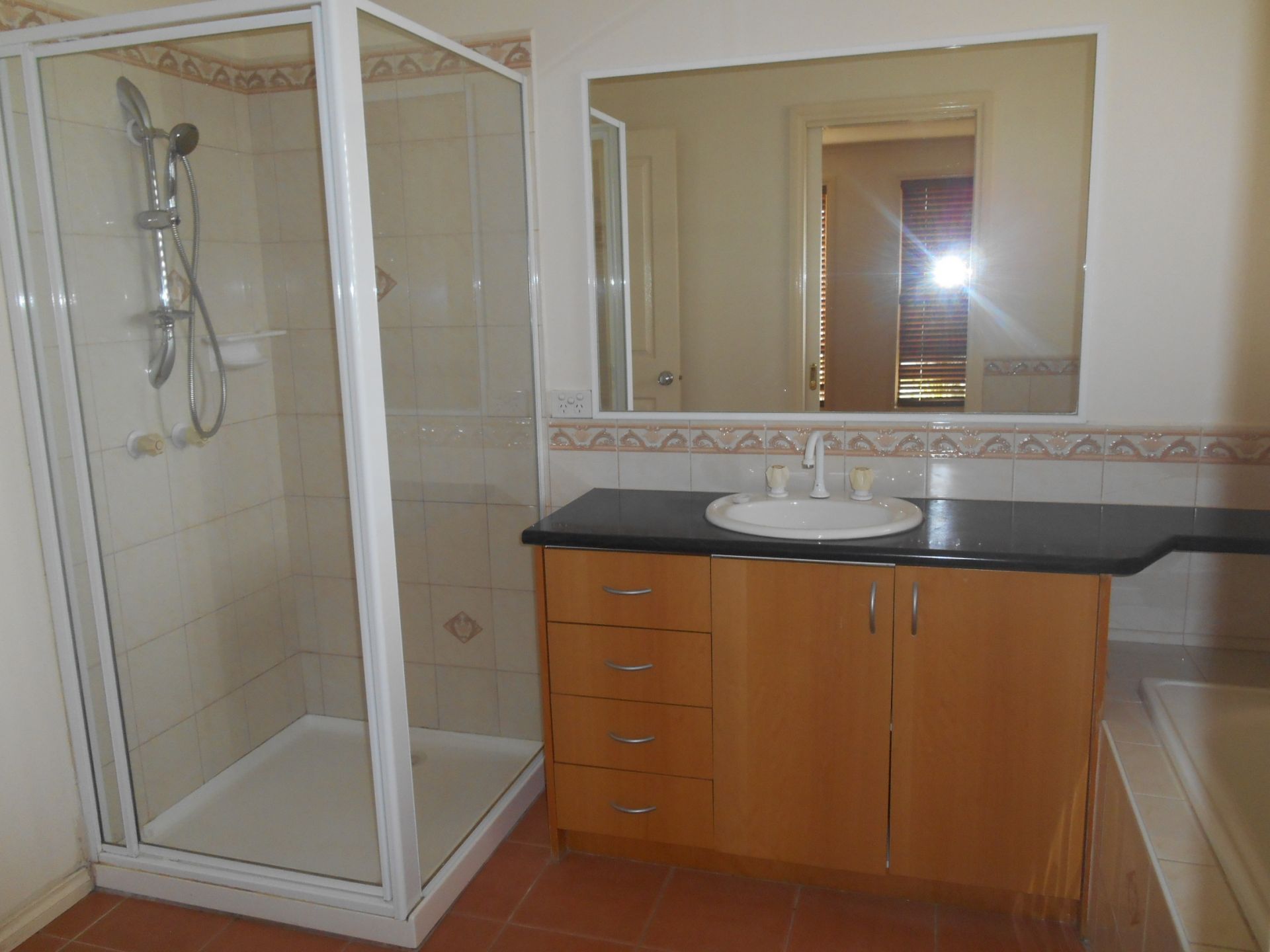 PEACEFUL LOCATION ** 6 Month Lease **