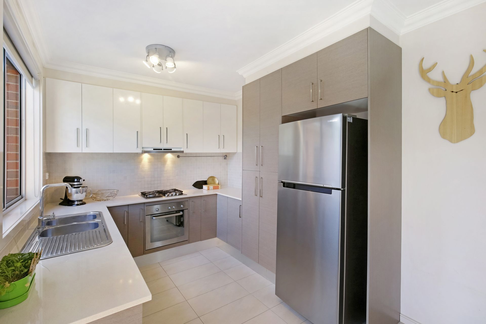 Stylish Townhouse in a Great Location