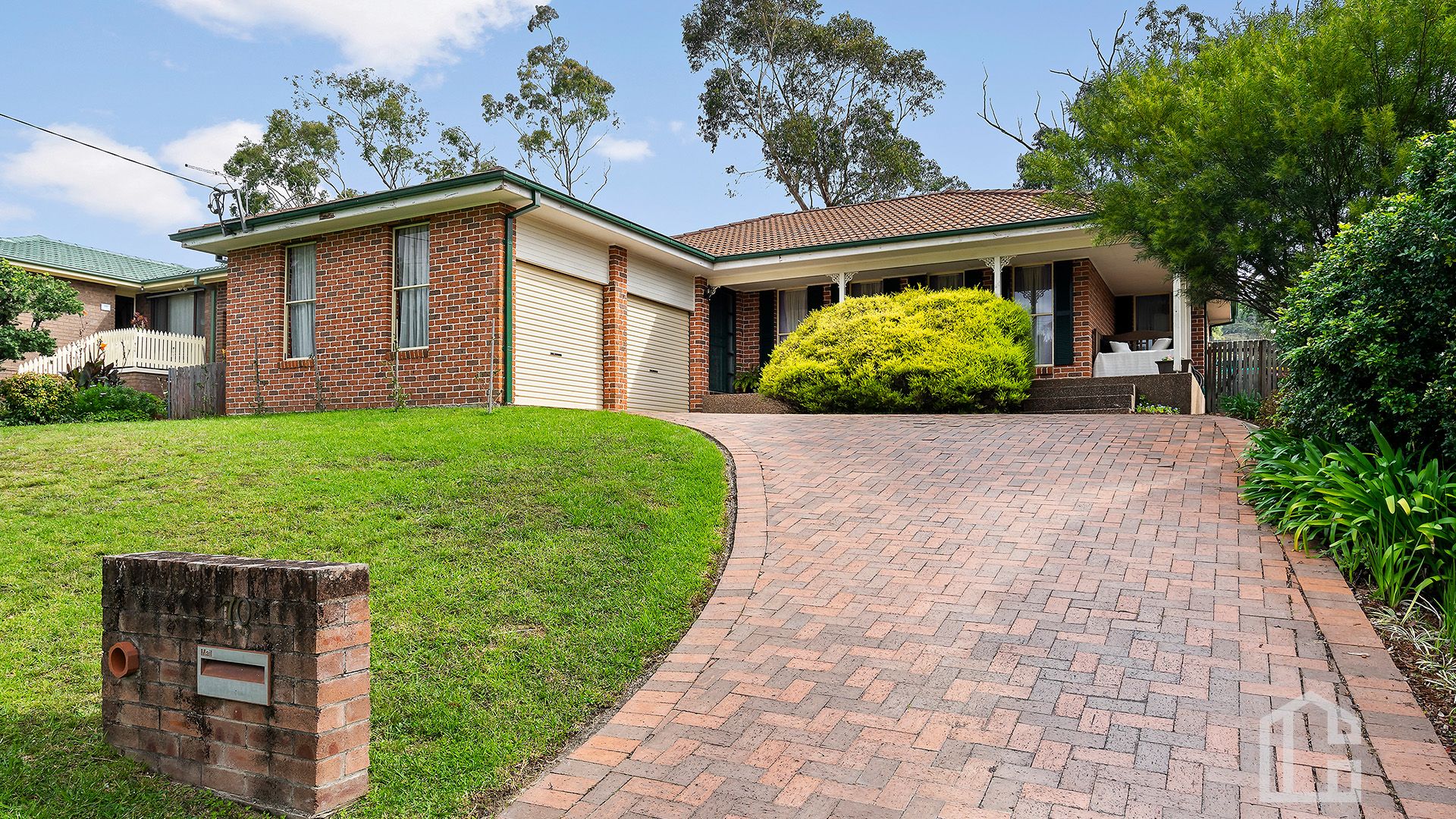 70 Blue Hills Road, Hazelbrook Chapman Real Estate