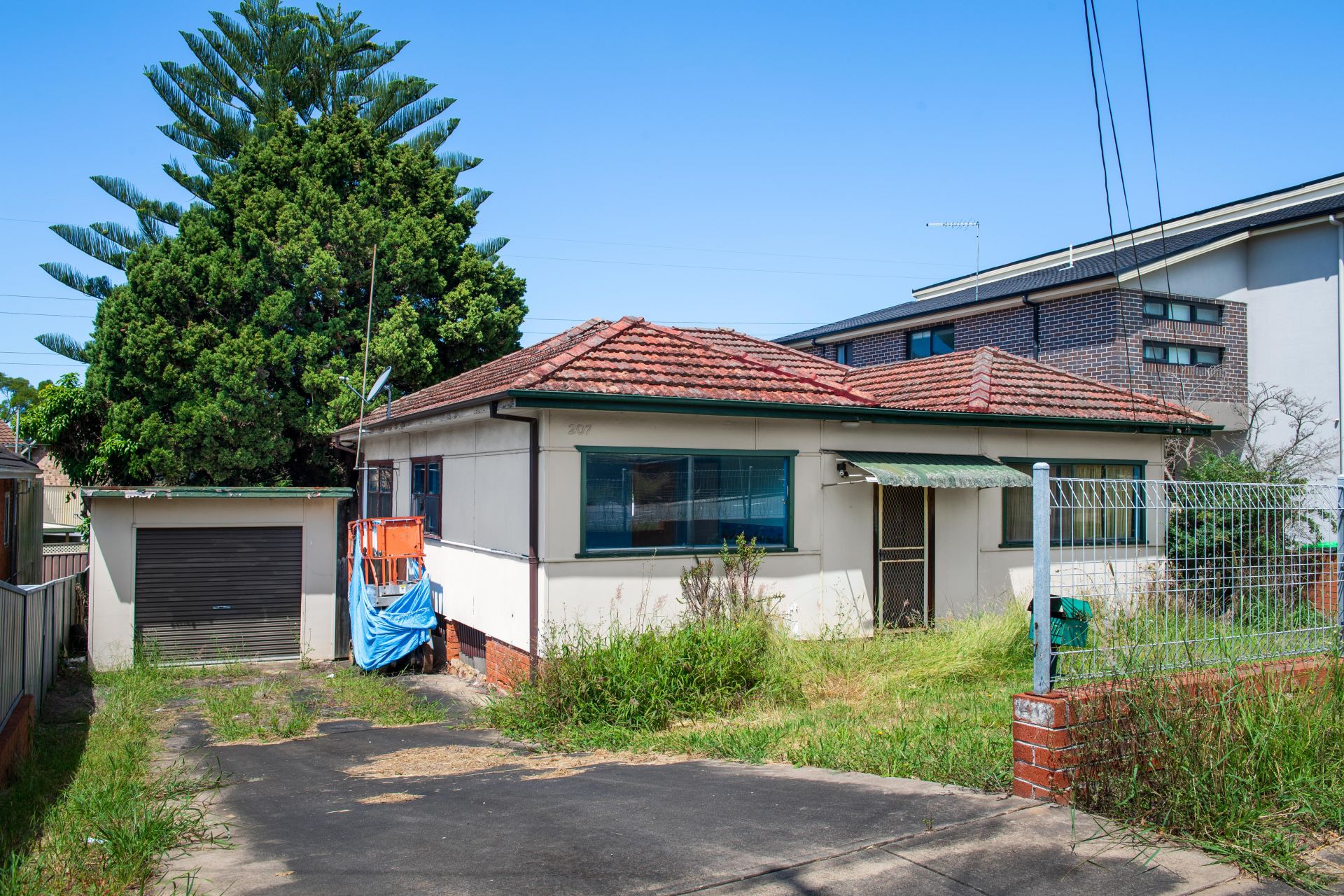 Real Estate For Sale 207 Davies Road Padstow , NSW