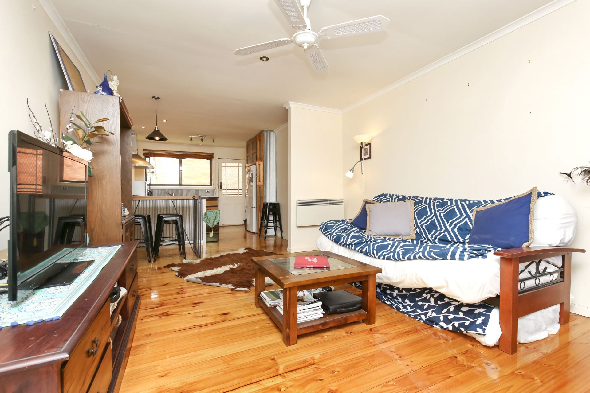 Beautifully presented two bedroom villa style unit