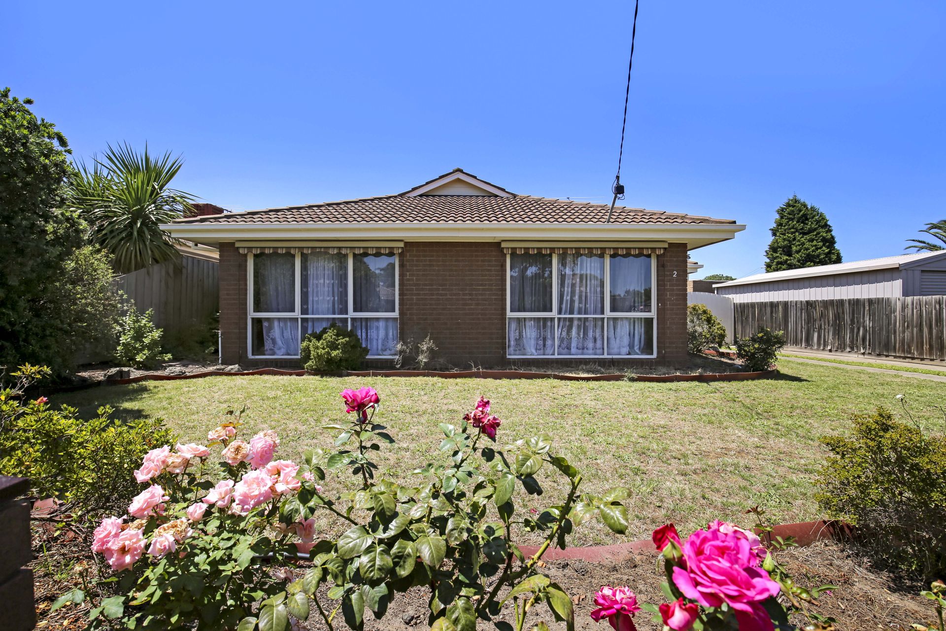 IDEAL FAMILY HOME