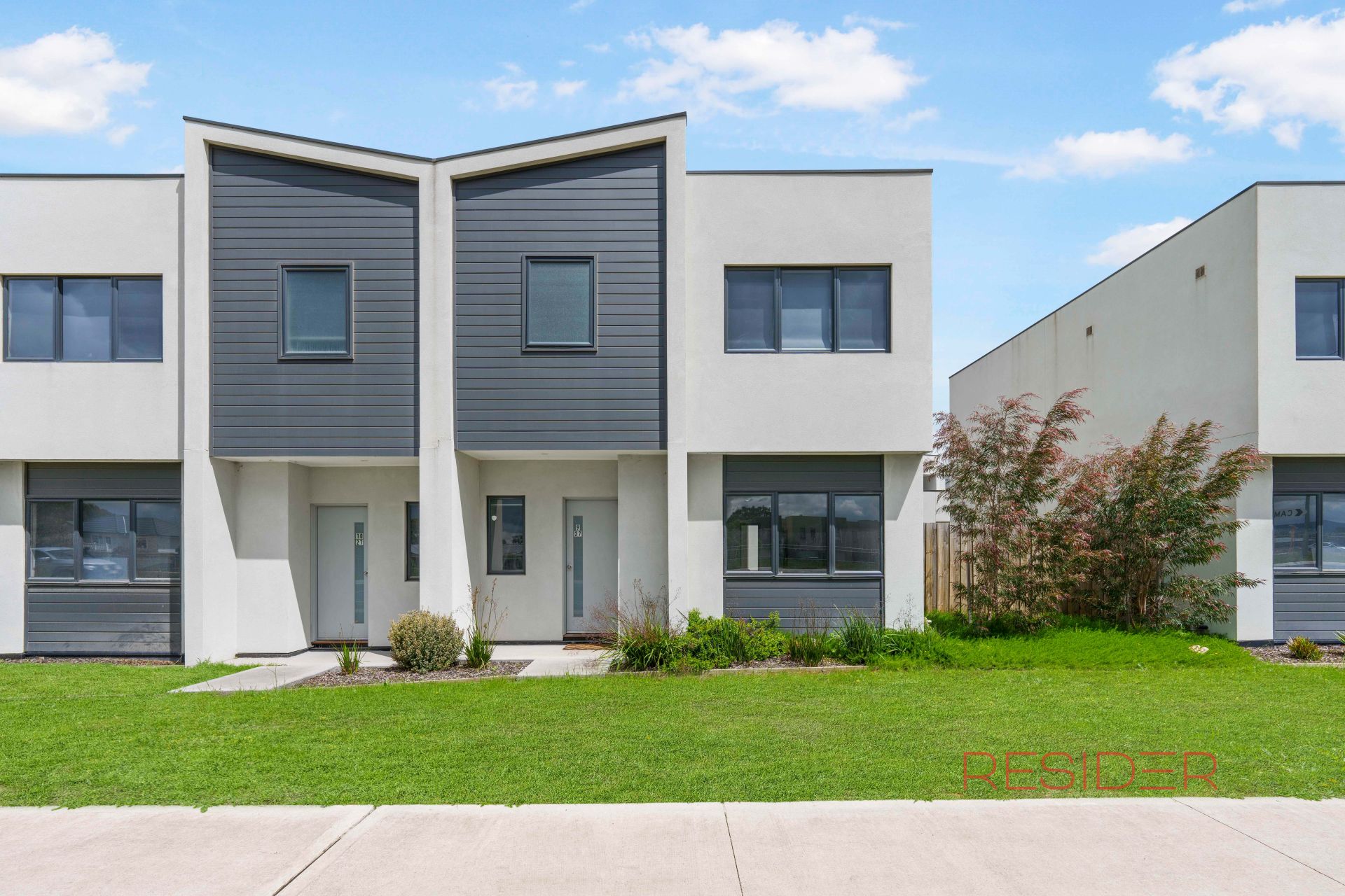 9/27 Pipers Lane Mernda, Mernda - Thumbnail 3