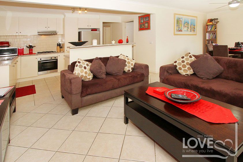 Modern & Spacious Unit