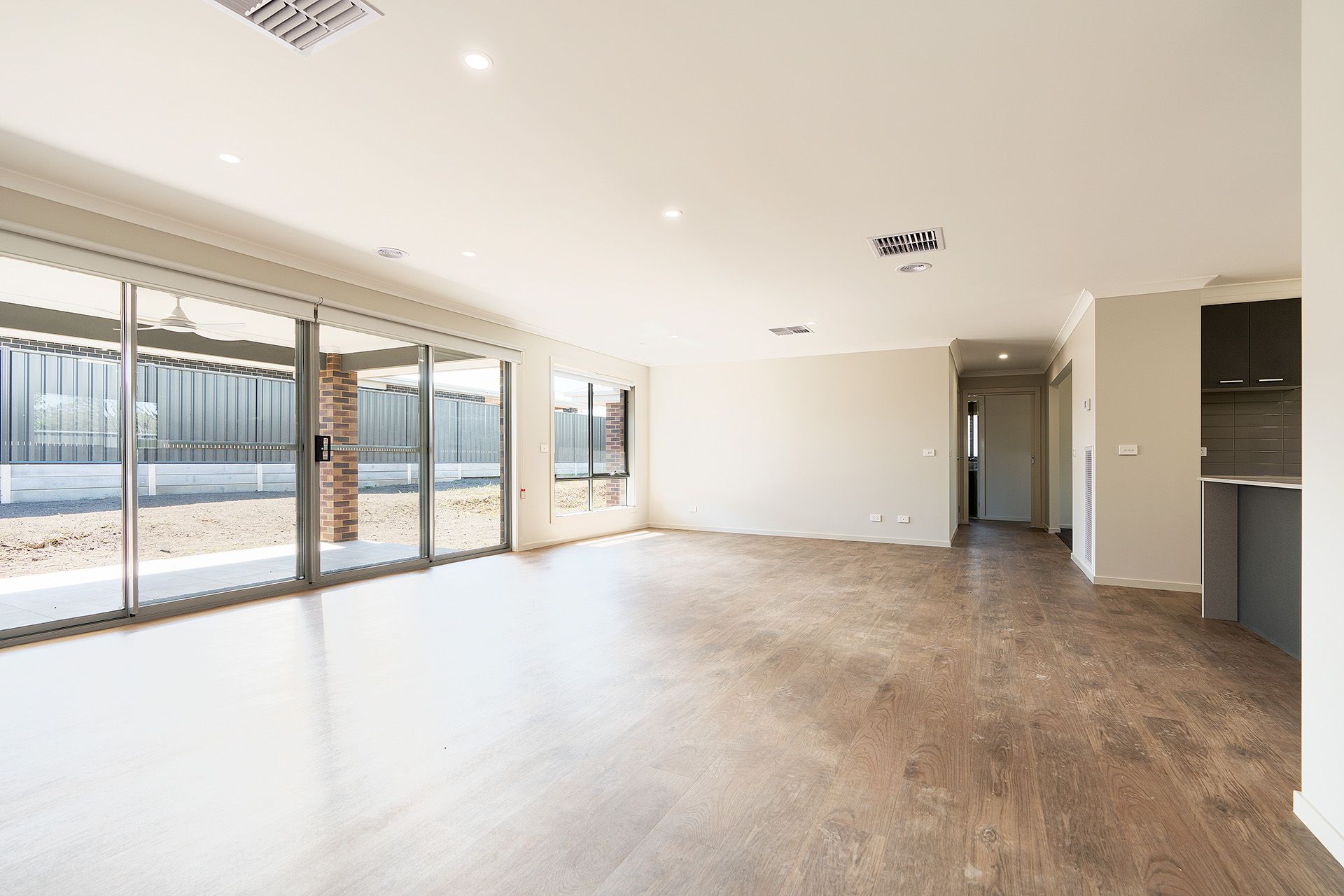 10 Sheoak Court, Campbells Creek - Thumbnail 4