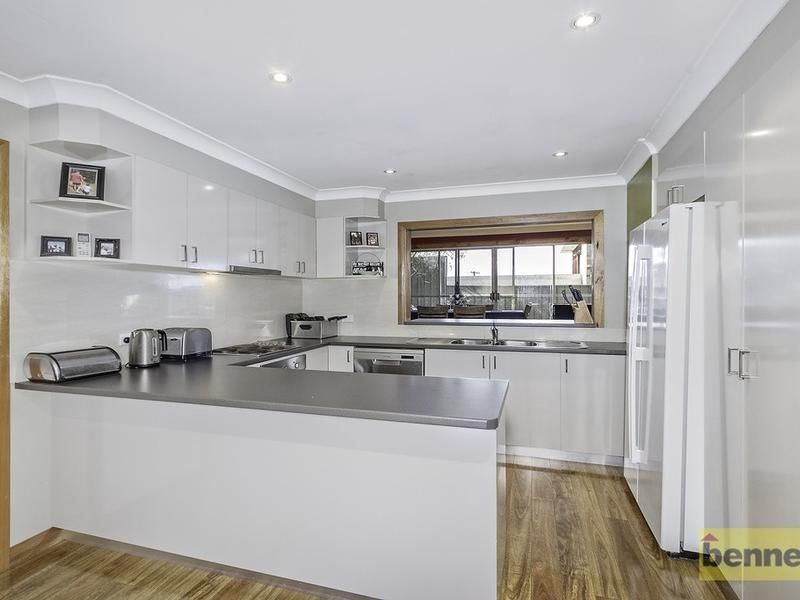 7 Sirius Crescent, Ebenezer - Thumbnail 4