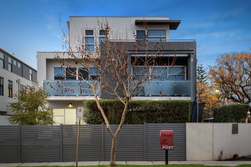 104/286 Hawthorn Road, Caulfield - Thumbnail 2