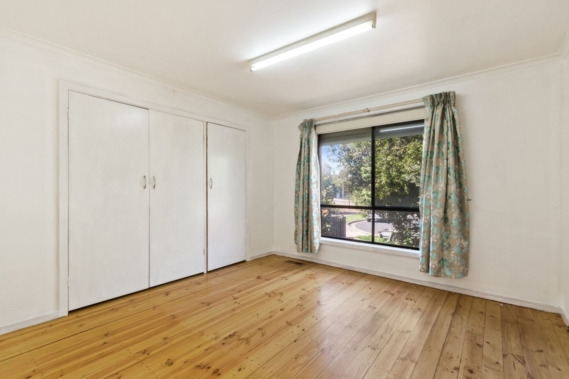 FAMILY LIVING IN A PRIME LOCATION