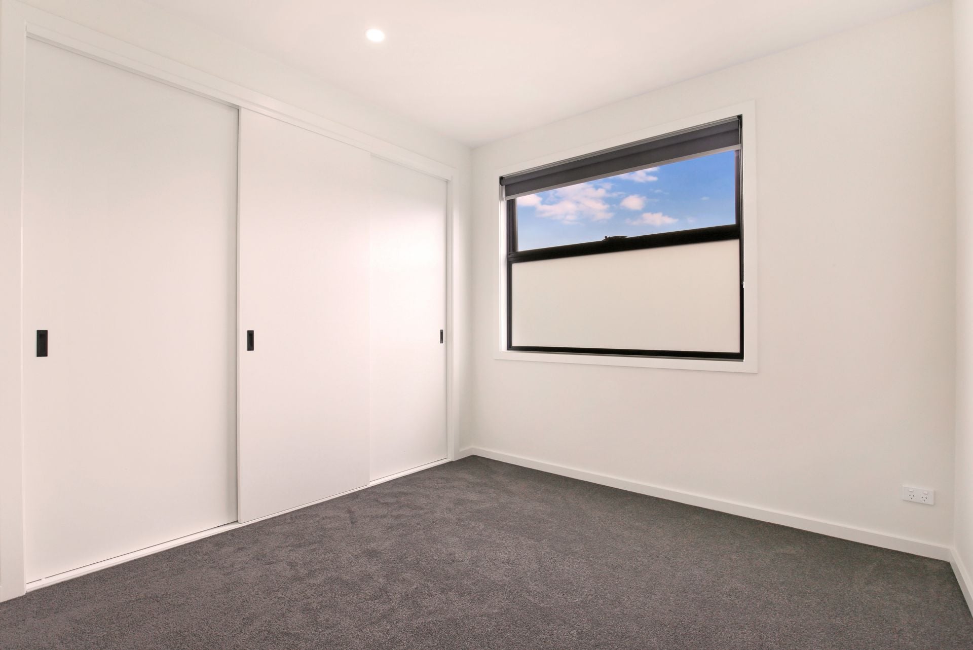 BRAND NEW 3 Bed townhouse in convenient location !! Private Viewings are welcome