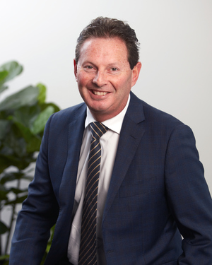 Peter Fein Real Estate Agent